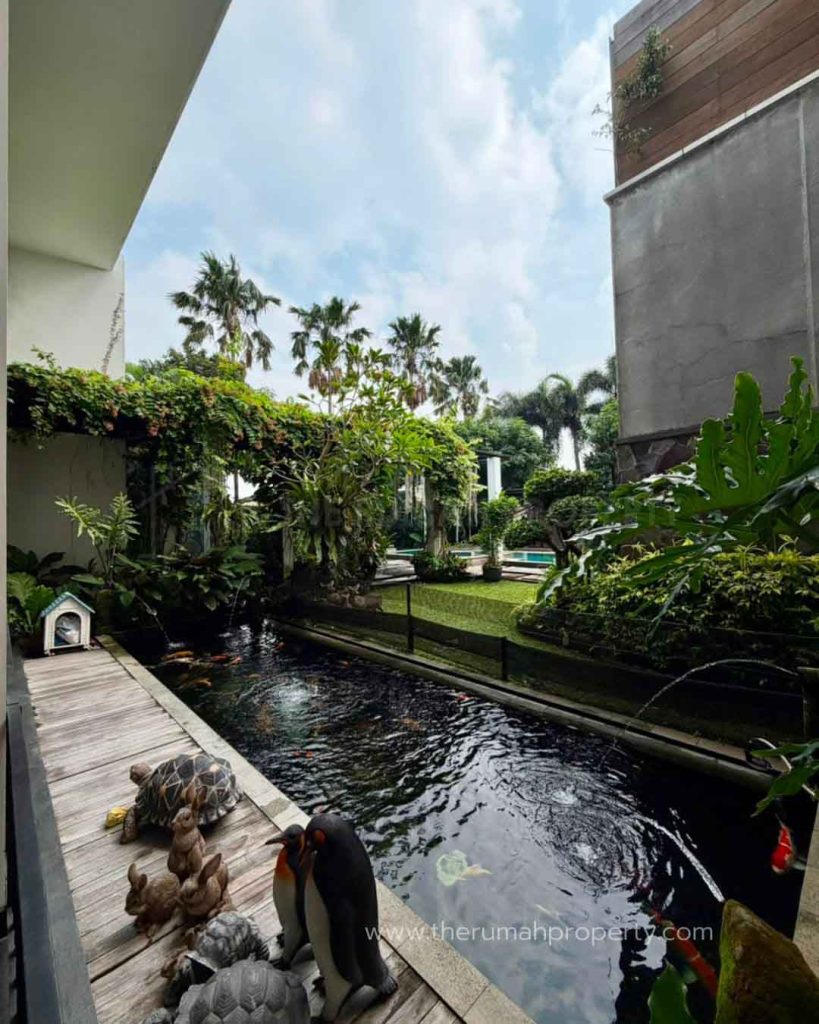 Rumah-Mewah-Dijual-di-Kebayoran-Baru-Jaksel-Spec-Premium-Ada-Pool-4