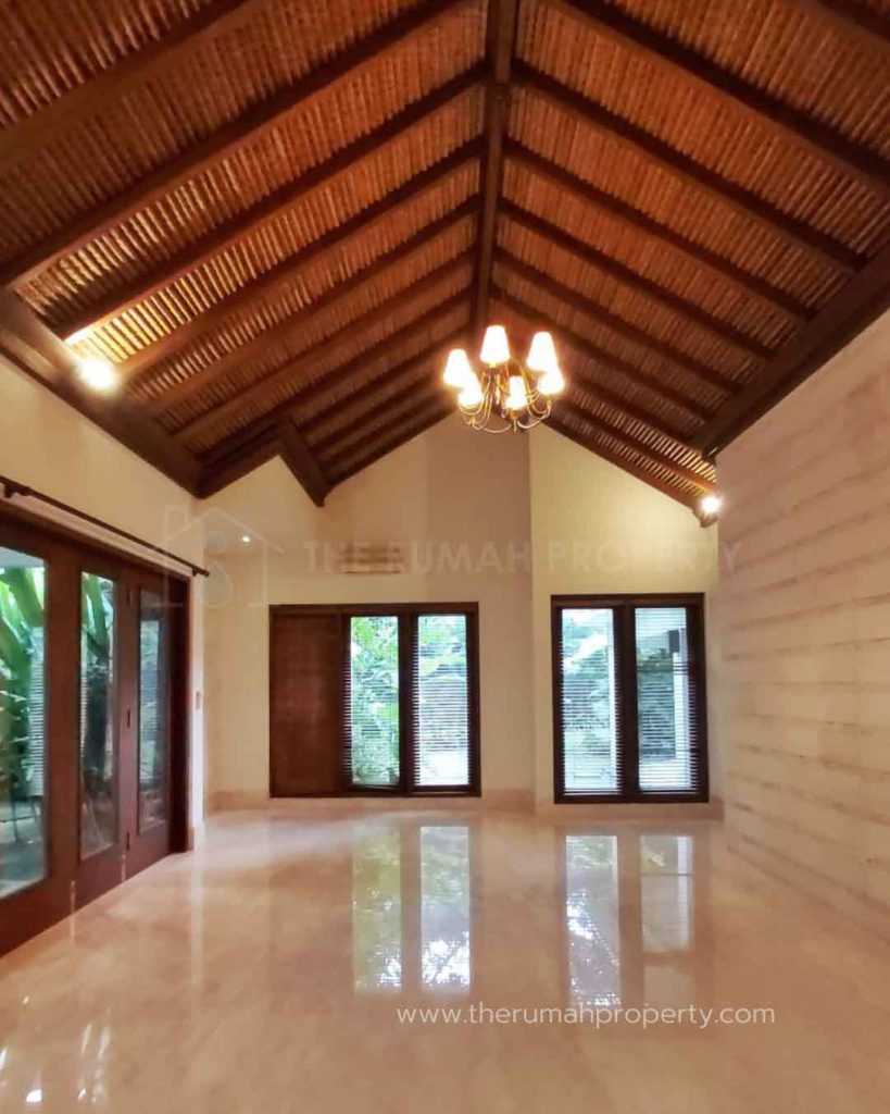 Rumah-Mewah-Fatmawati-Cilandak-Ada-Kolam-Renang-dan-Paviliun-9