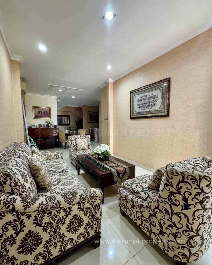 Rumah-Minimalis-Pondok-Indah-Dekat-ke-Pondok-Indah-Mal-1