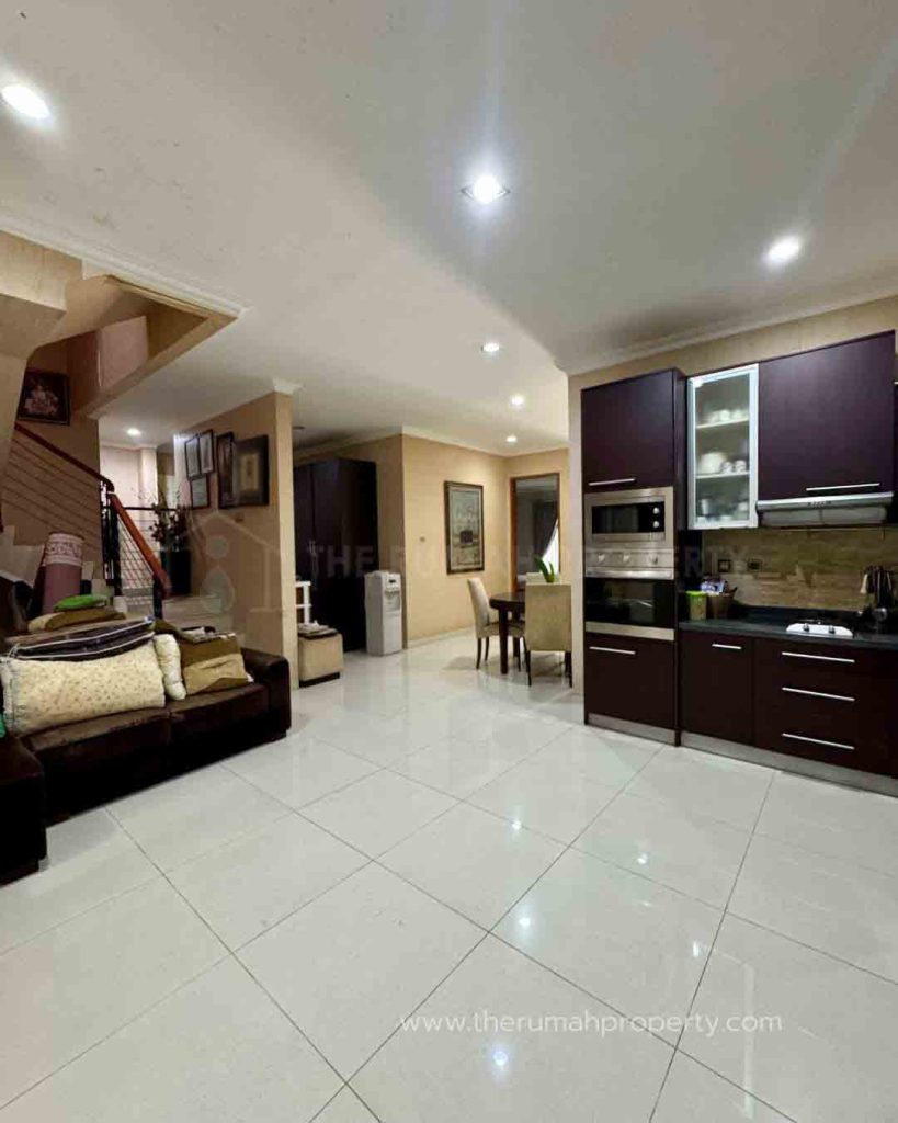Rumah-Minimalis-Pondok-Indah-Dekat-ke-Pondok-Indah-Mal-2