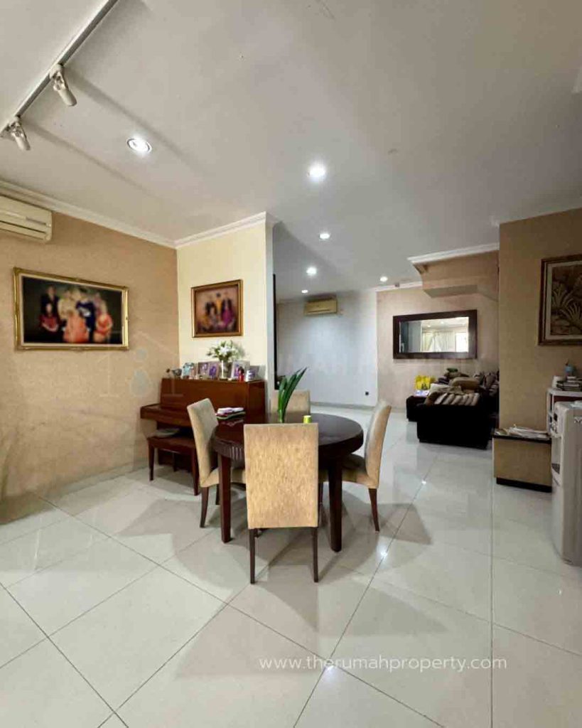 Rumah-Minimalis-Pondok-Indah-Dekat-ke-Pondok-Indah-Mal-3