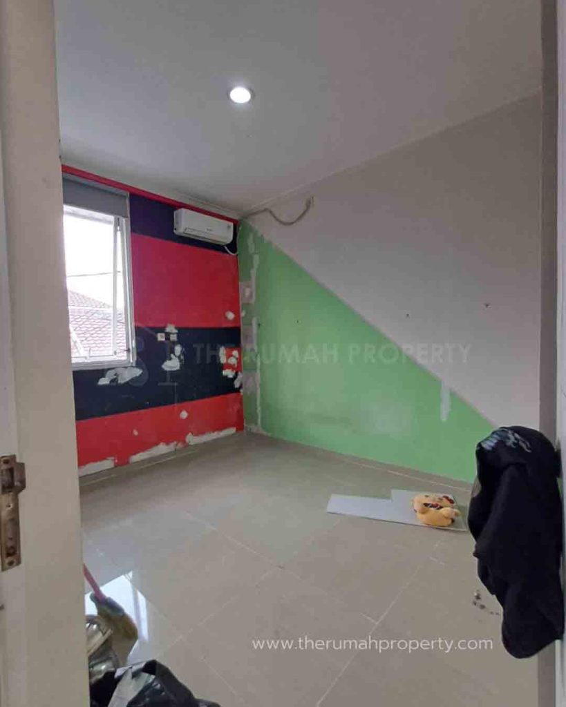 Rumah-Renovasi-Seperti-baru-Dalam-Cluster-di-Jagakarsa-10