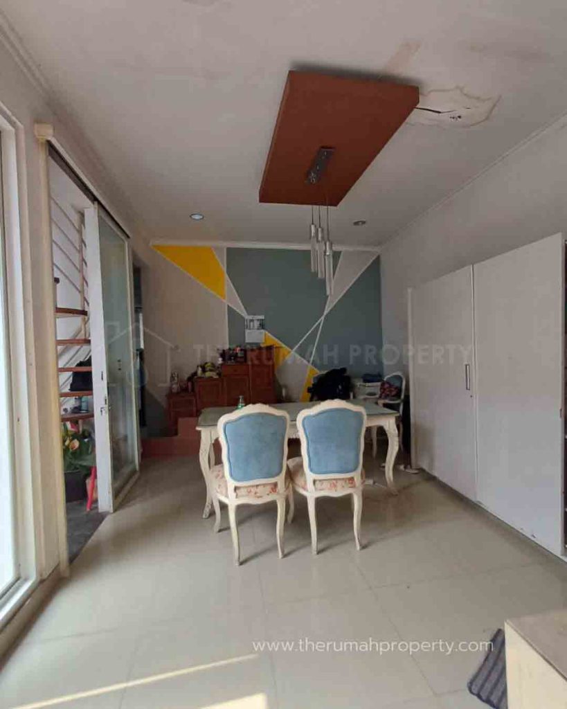Rumah-Renovasi-Seperti-baru-Dalam-Cluster-di-Jagakarsa-5