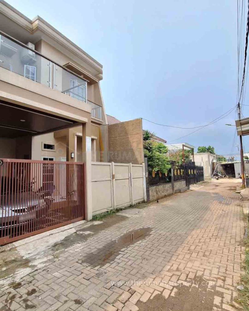 Rumah-Siap-Huni-Kampung-Makasar-Halim-Jaktim-Dekat-ke-PGC-Mal-1