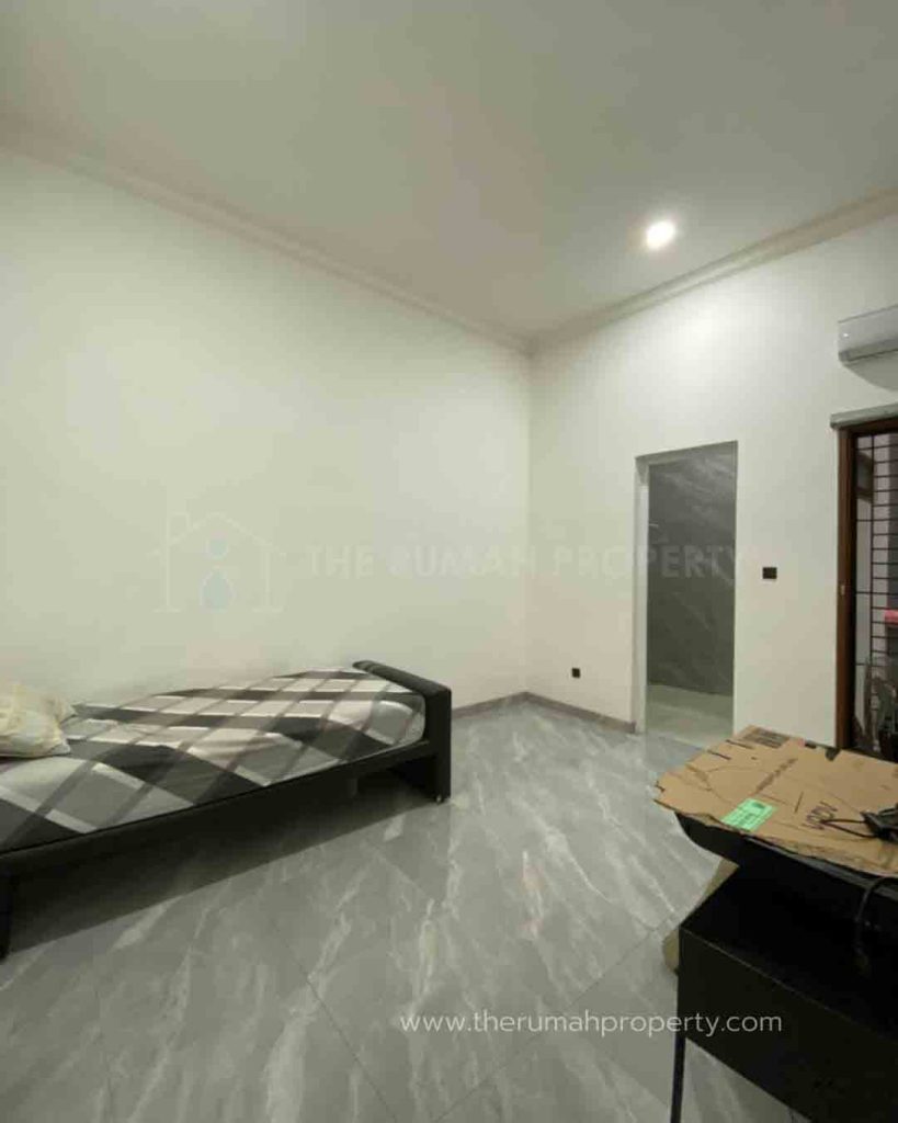 Rumah-Taman-Galaxy-Dijual-Security-24-Jam-Dekat-ke-Stasiun-LRT-Cikunir-9