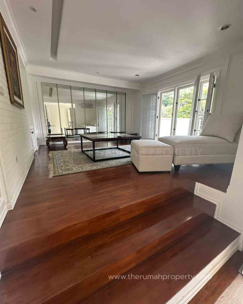 Sewa-Rumah-Full-Furnished-Pondok-Indah-Jakarta-Selatan-Private-Pool-2