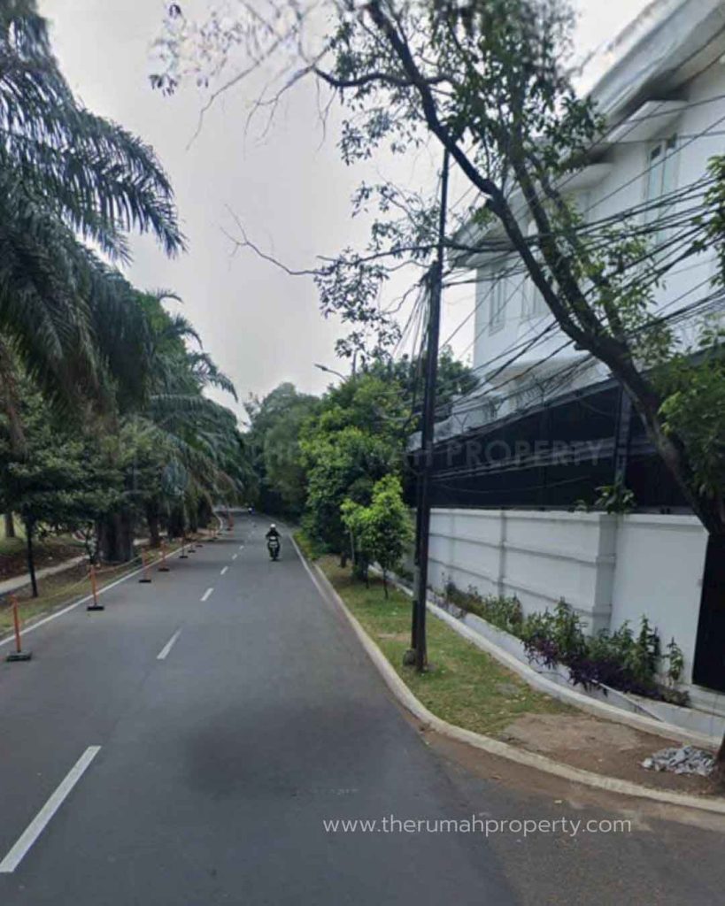 Sewa-Rumah-Patra-Kuningan-Lokasi-Premium-Elit-dan-Dekat-Pusat-Bisnis-3