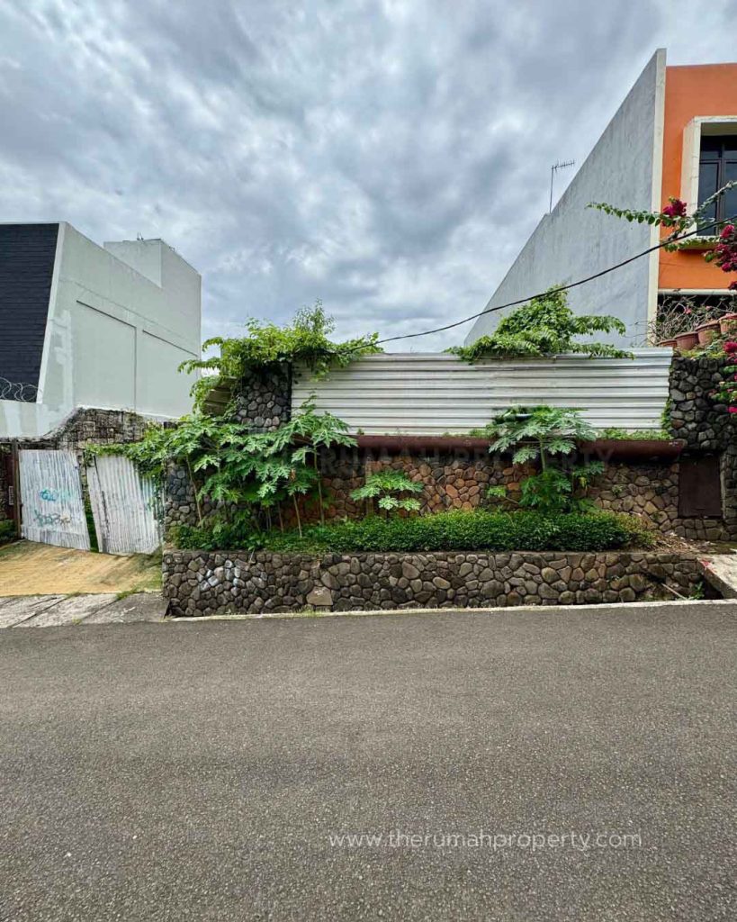 Tanah-Dijual-Kebayoran-Baru-Dekat-ke-Jalan-Haji-Nawi-Raya-dan-ke-Pondok-Indah-8