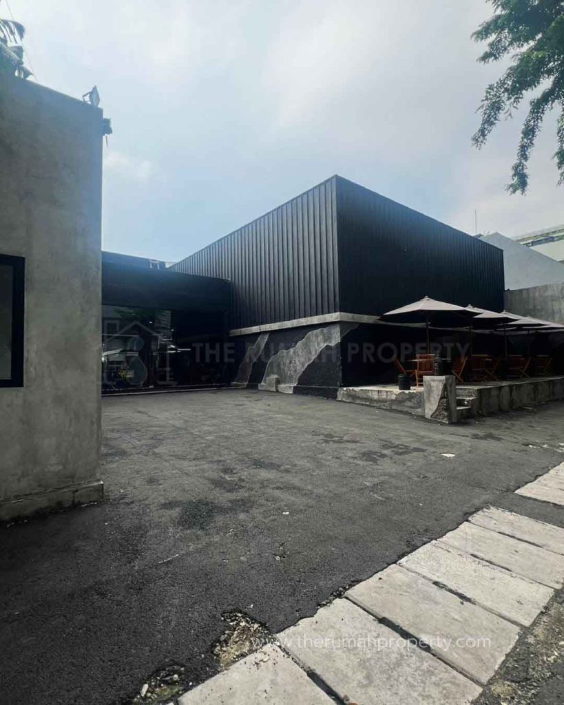 Tempat-Usaha-Dijual-di-Bendungan-Hilir-Jakarta-Pusat-Pinggir-Jalan-1