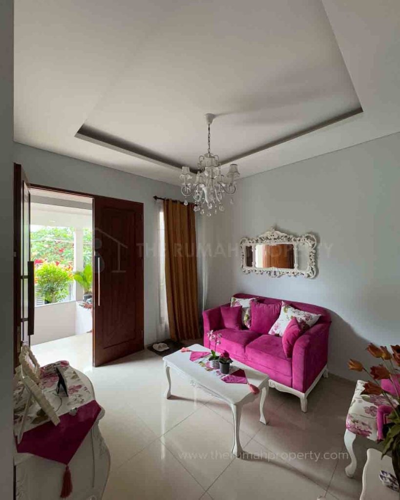 Townhouse-3-Lantai-Private-Pool-Lebak-Bulus-Dalam-Cluster-3