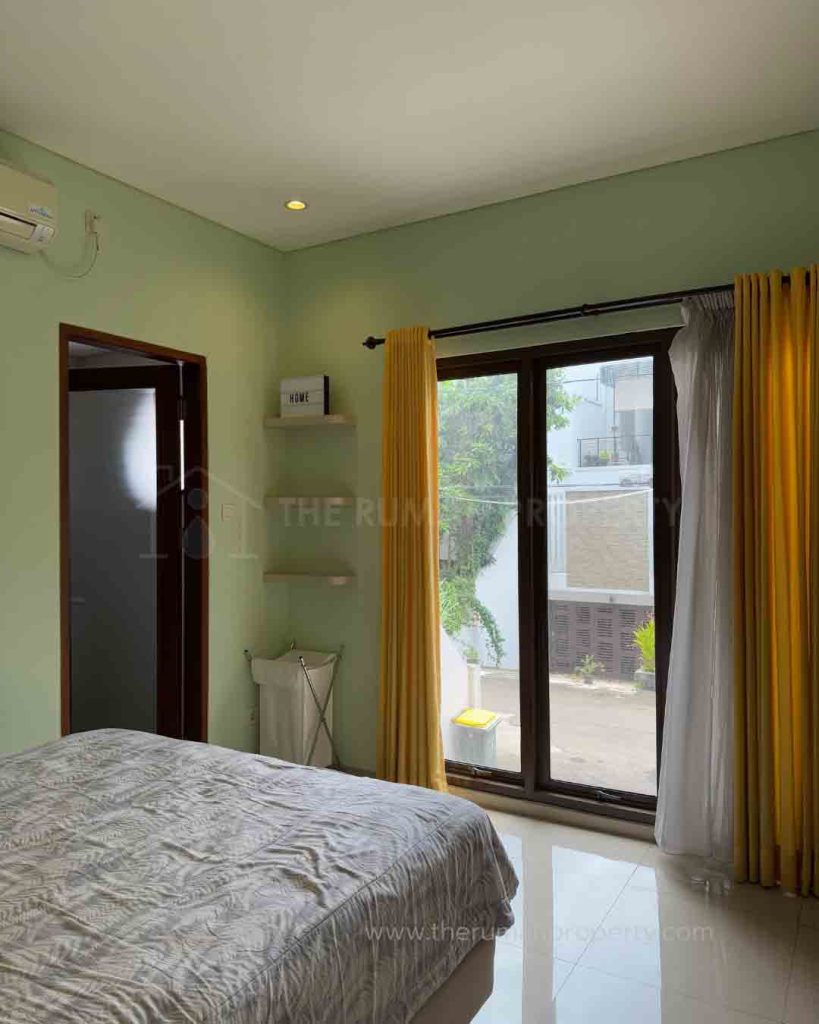 Townhouse-3-Lantai-Private-Pool-Lebak-Bulus-Dalam-Cluster-7