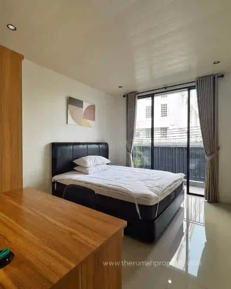 Jual Rumah Kost Exclusive di Area Cipete Jakarta Selatan Fasilitas Ada Kolam Renang (9)