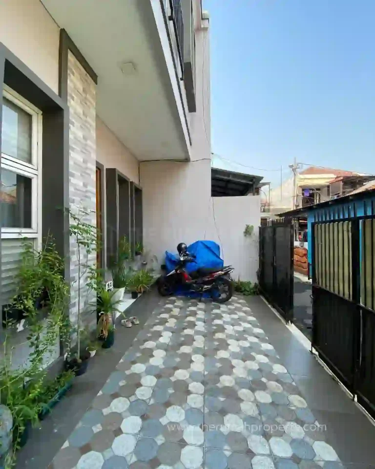 Jual Rumah di Tebet Jaksel dekat ke Stasiun Tebet (1)