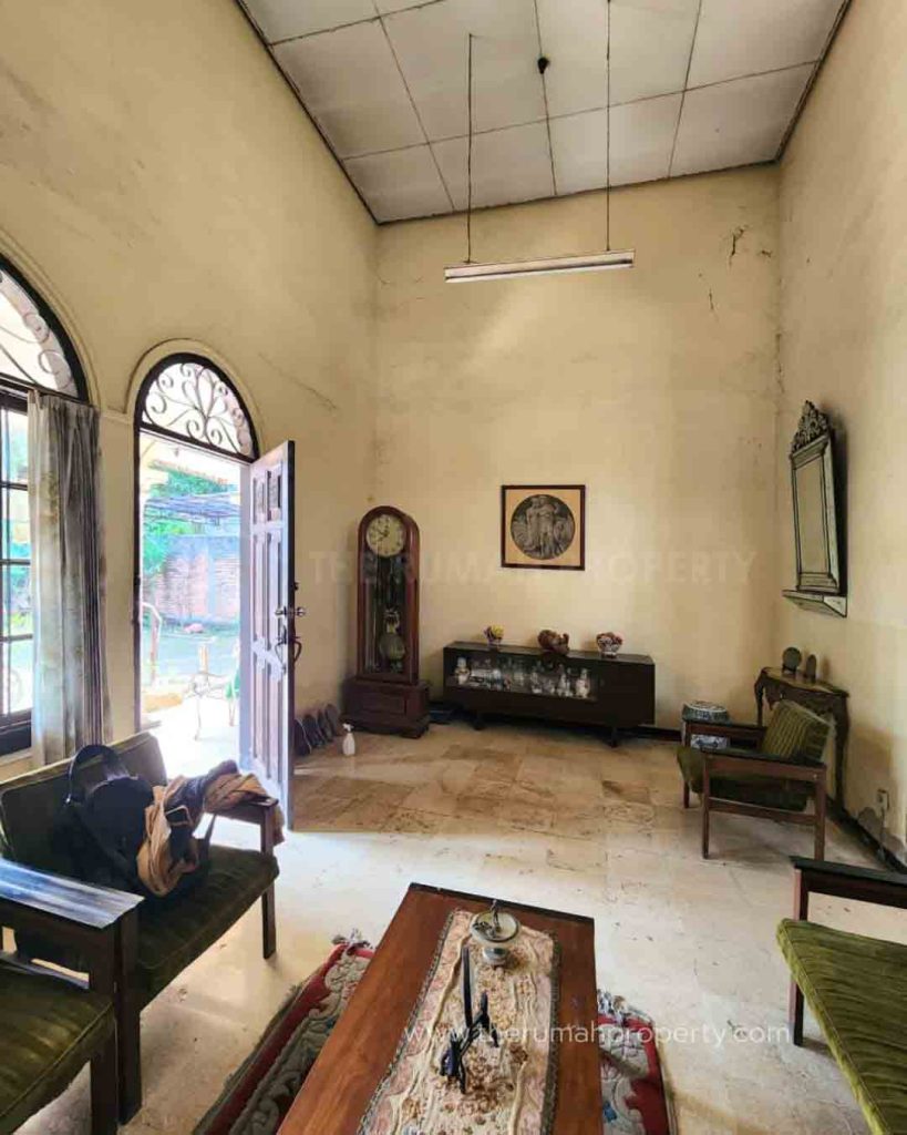 Rumah-Dijual-Harga-Dibawah-NJOP-di-Pejaten-Jakarta-Selatan-6