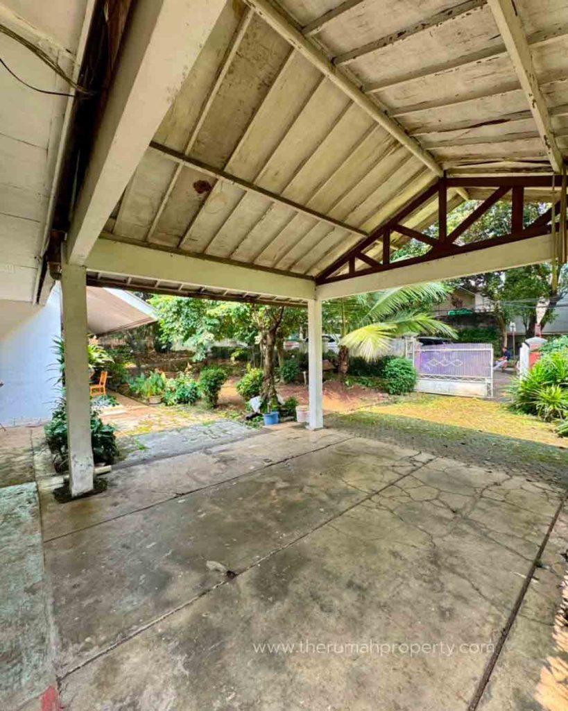 Rumah-Hook-Jalan-Lebar-Fatmawati-Jaksel-Dekat-Pusat-Bisnis-3