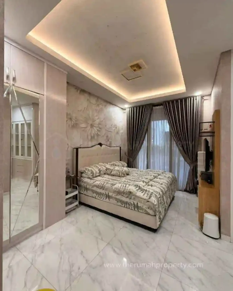 Rumah-Kebagusan-Dijual-Pinggir-Jalan-Raya-Terdiri-Dari-2-Rumah-10