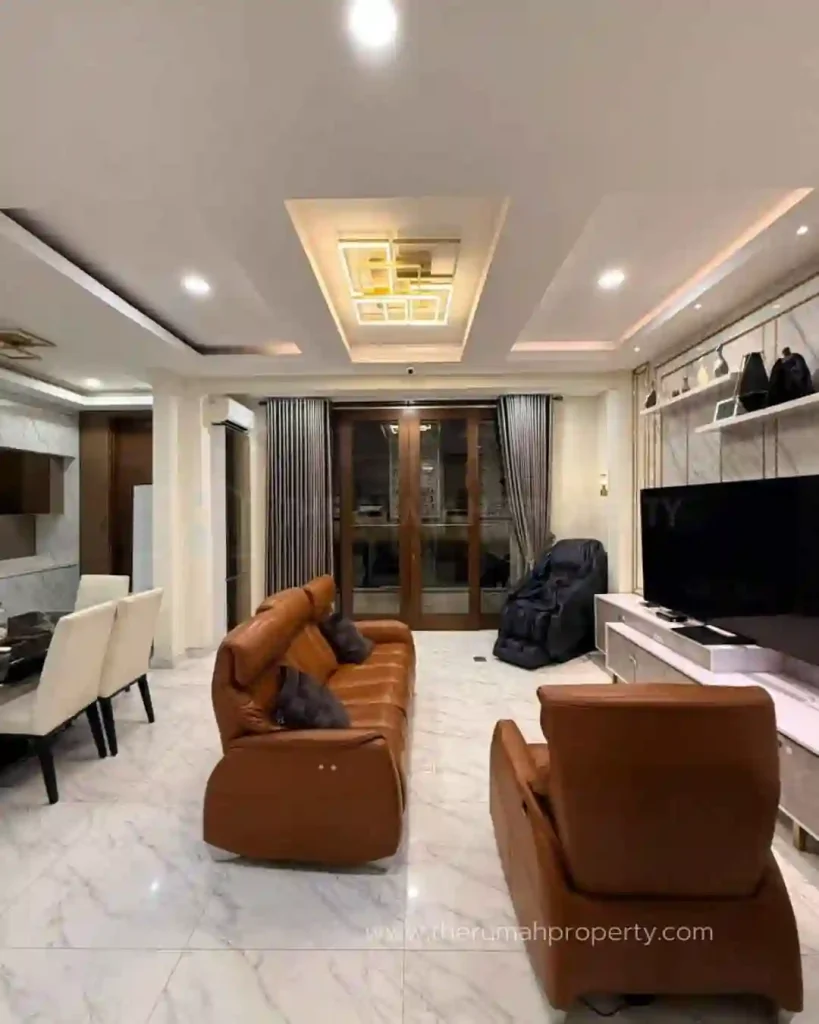 Rumah-Kebagusan-Dijual-Pinggir-Jalan-Raya-Terdiri-Dari-2-Rumah-4