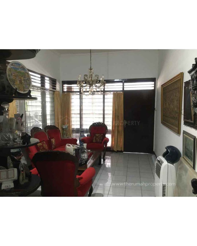 Rumah-Satu-Setengah-Lantai-Tebet-Jakarta-Selatan-Dekat-ke-Pancoran-5