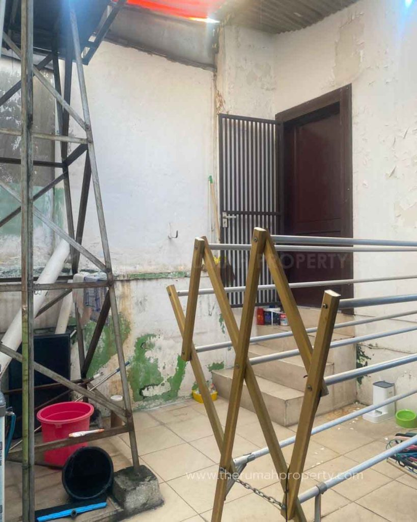 Rumah-Satu-Setengah-Lantai-Tebet-Jakarta-Selatan-Dekat-ke-Pancoran-7