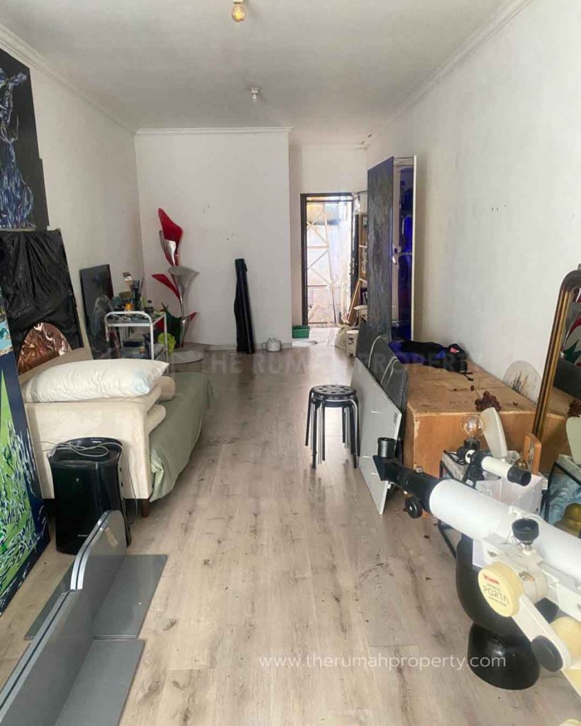 Rumah-Satu-Setengah-Lantai-Tebet-Jakarta-Selatan-Dekat-ke-Pancoran-9