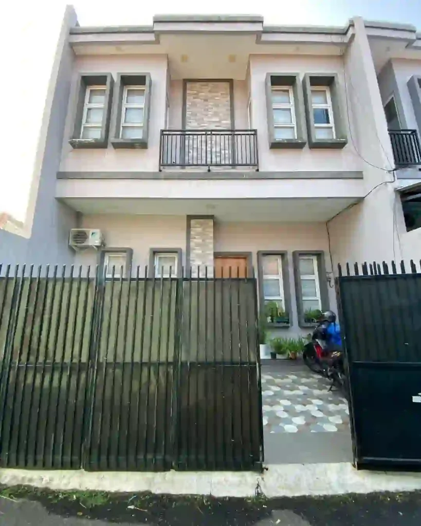 Rumah Siap Huni 2 Lantai Hadap Barat Tebet Akses Tol dan ke Stasiun (1)