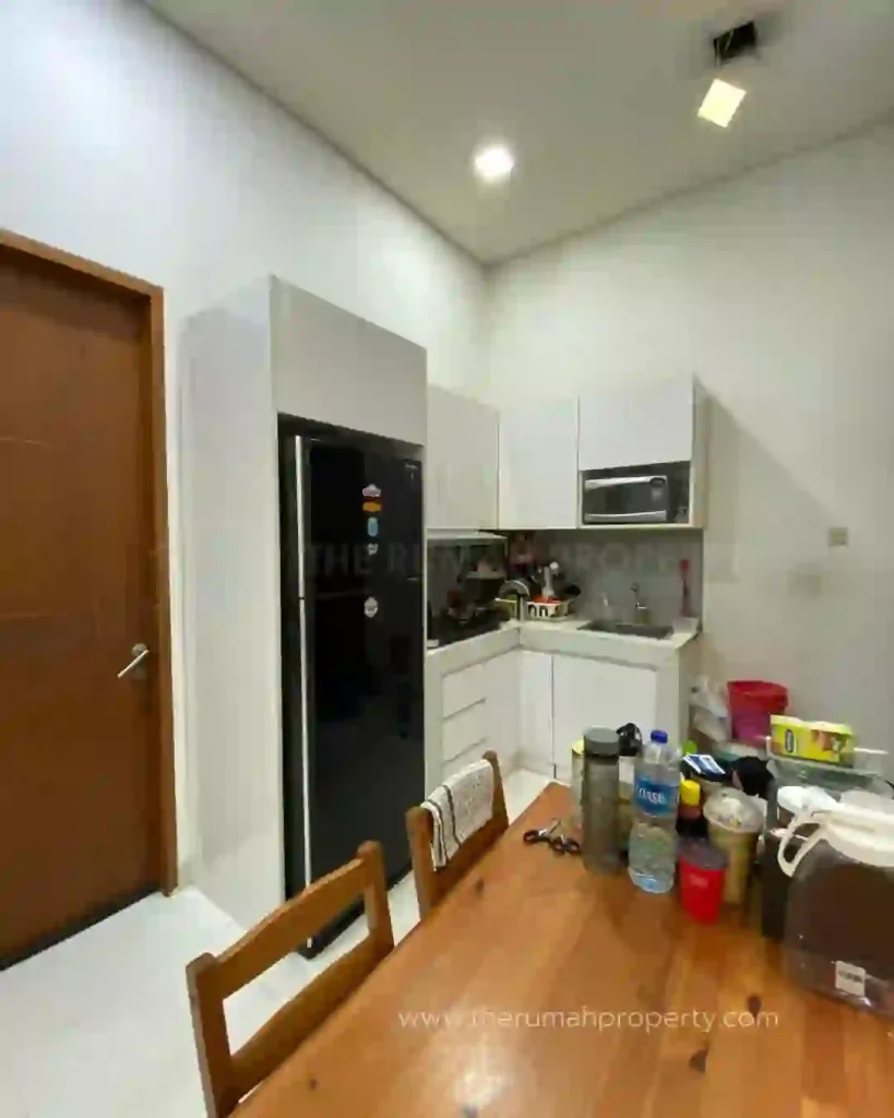 Rumah Siap Huni 2 Lantai Hadap Barat Tebet Akses Tol dan ke Stasiun (3)