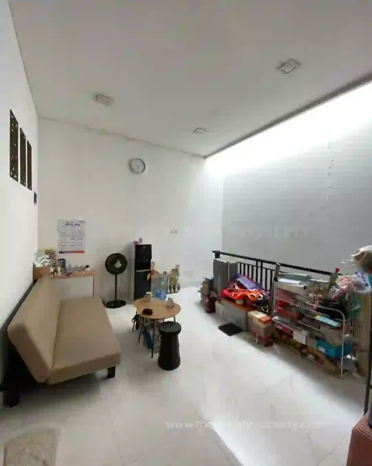 Rumah Siap Huni 2 Lantai Hadap Barat Tebet Akses Tol dan ke Stasiun (6)