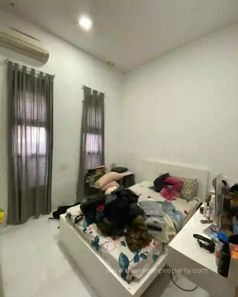 Rumah Siap Huni 2 Lantai Hadap Barat Tebet Akses Tol dan ke Stasiun (7)