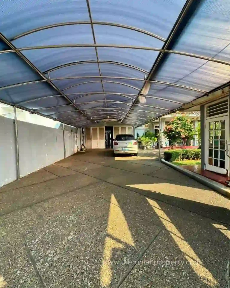 Rumah Siap Huni Dalam Komplek di Cilandak Dengan Halaman Samping Luas (3)