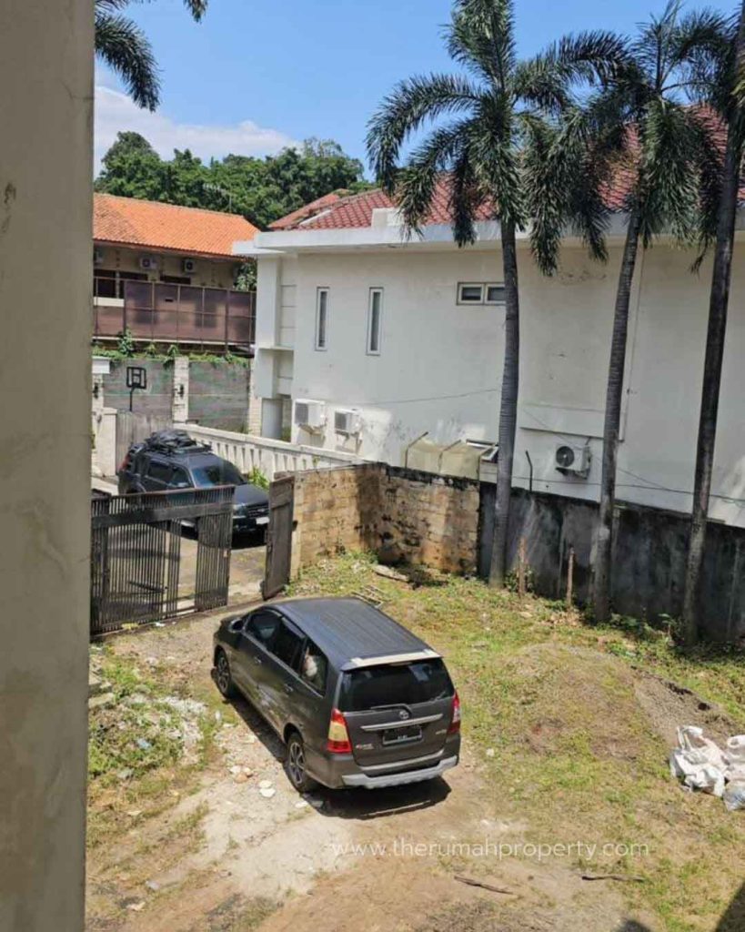 Rumah-Tua-Perlu-Bangun-Ulang-Hitung-Tanah-Kemang-Jaksel-Harga-Murah-Bawah-NJOP-4