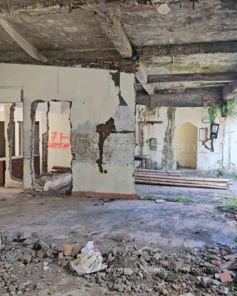 Rumah-Tua-Perlu-Bangun-Ulang-Hitung-Tanah-Kemang-Jaksel-Harga-Murah-Bawah-NJOP-9