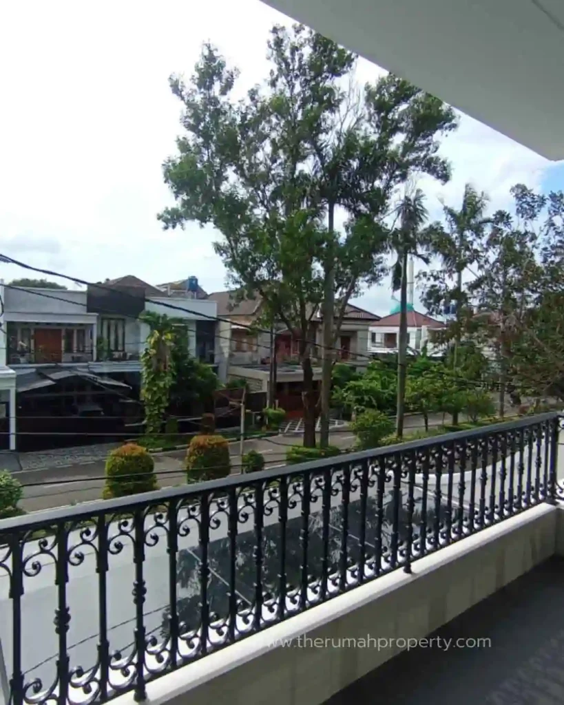 Rumah Dijual di Billymoon Jakarta Timur Akses Mudah ke Becakayu (10)