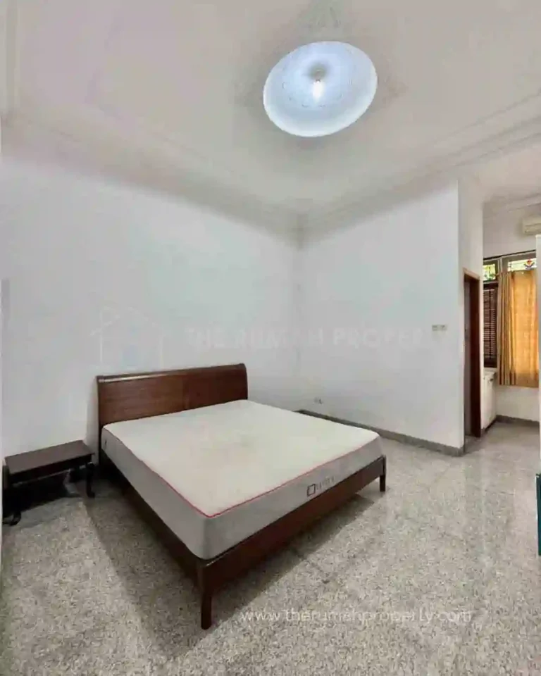 Rumah Dijual di Jalan Mendawai Jakarta Selatan Dalam Komplek (8)