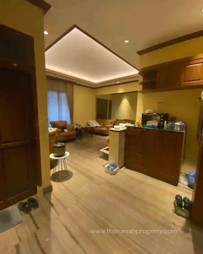 Rumah Dijual di Jatipadang Jalan Lebar Lantai Marmer (4)