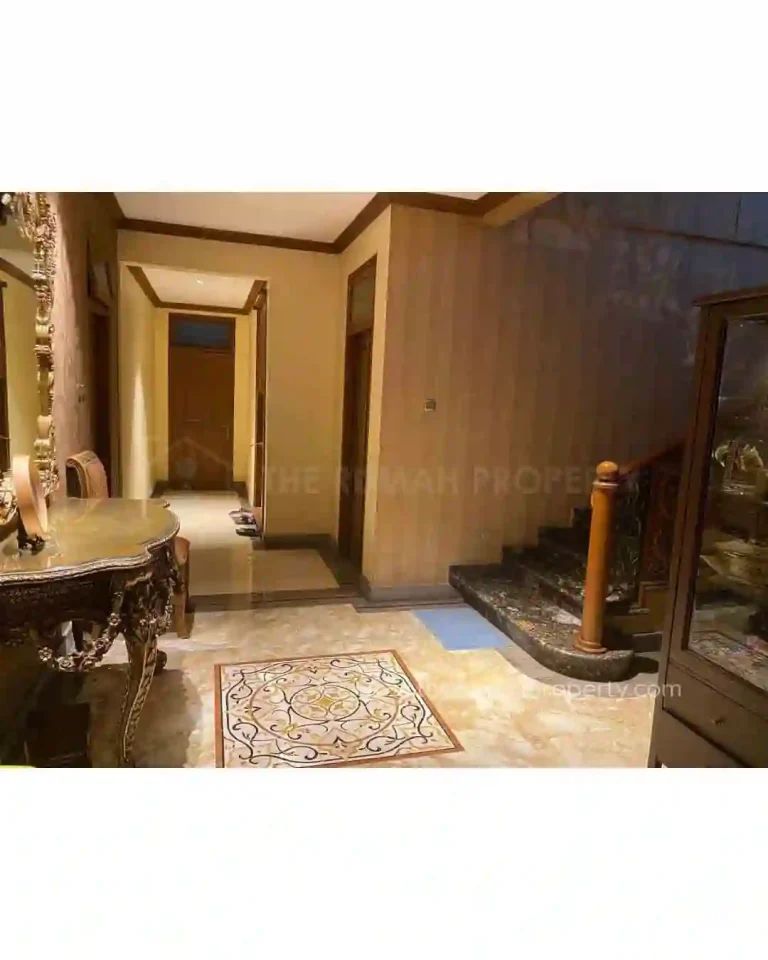 Rumah Dijual di Jatipadang Jalan Lebar Lantai Marmer (5)