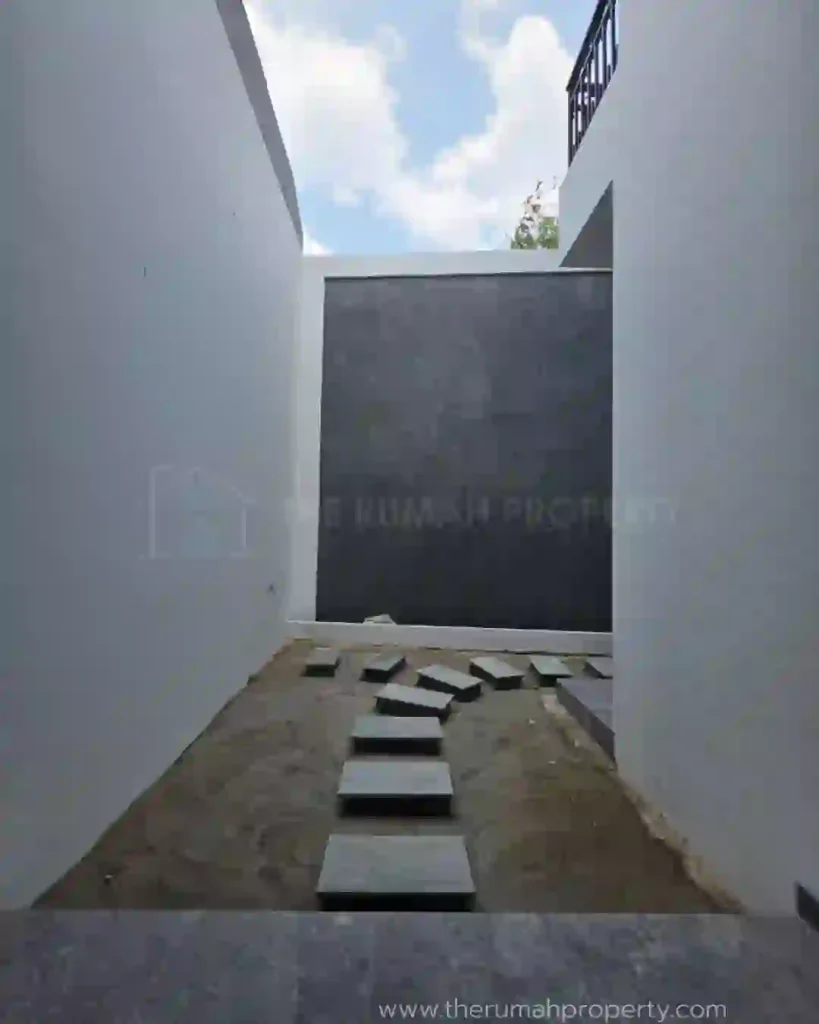 Dijual Rumah Baru Modern 2 Lantai di Duren Sawit Jaktim Lokasi Dalam Komplek (7)
