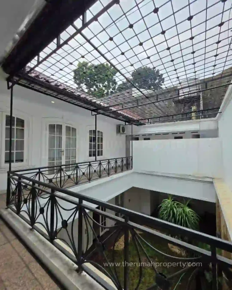 Dijual Rumah Full Furnished Kebayoran Baru Lokasi Premium Masih Ada Space Untuk Pool (8)