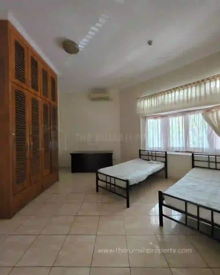 Dijual Rumah SHM 2 Lantai 6 Kamar di Kebayoran Baru Prime Area (10)