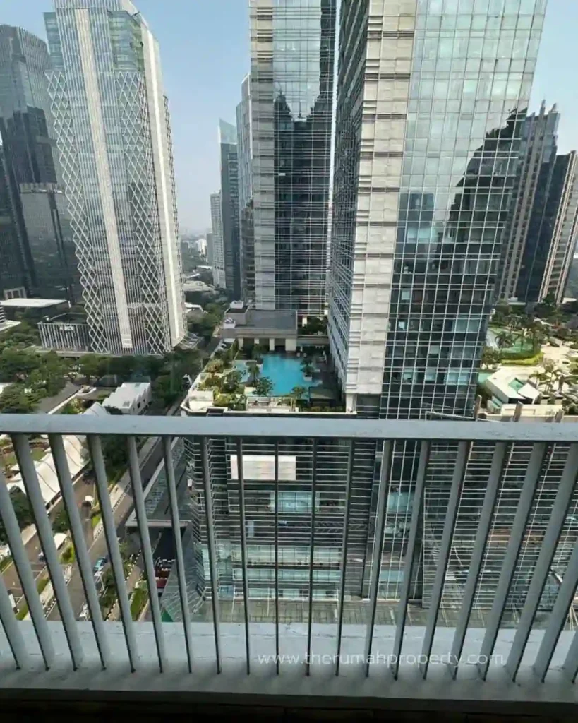 Disewakan Apartemen 3 Bedroom di Capital Residence SCBD (2)