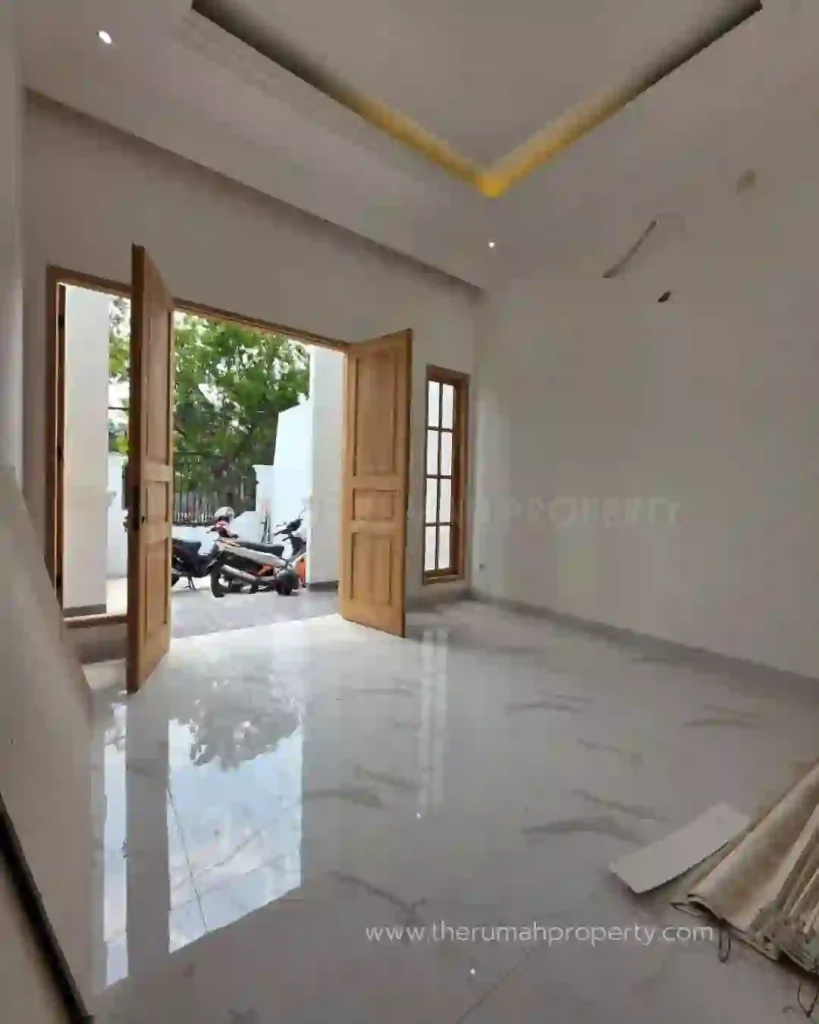For Sale Brand New House Duren Sawit Dekat ke Plaza Buaran dan Akses Tol (3)
