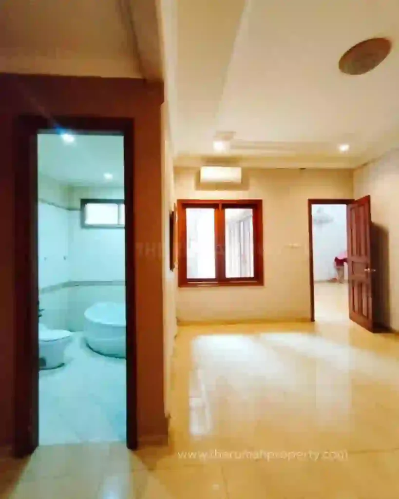 Jual Cepat Rumah Bagus 2 Lantai di Pejaten Barat Lingkungan Tenang (8)