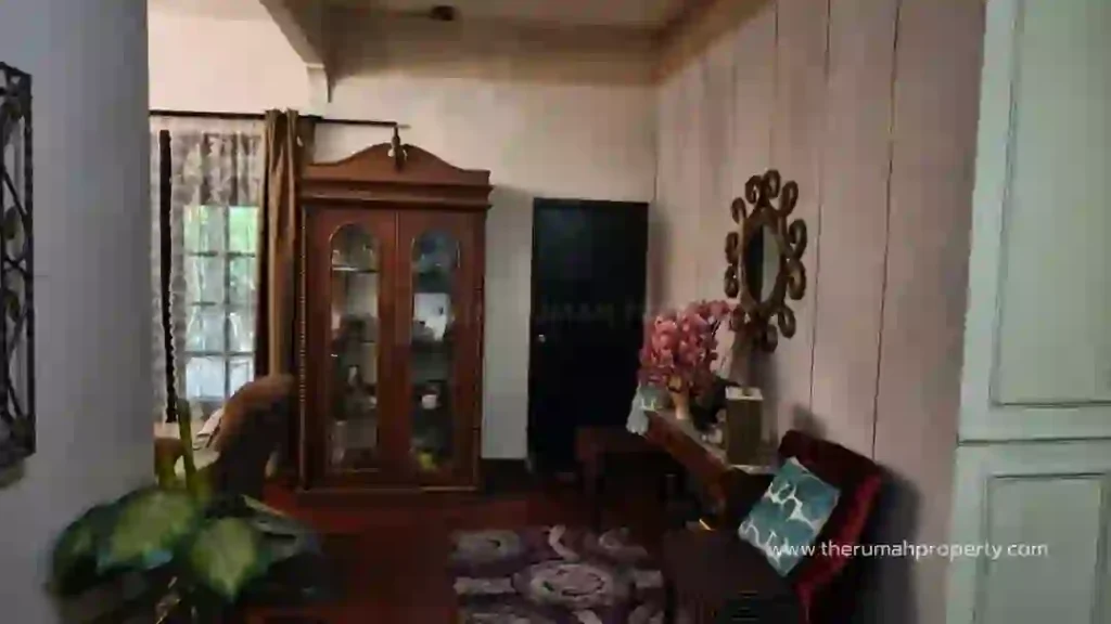 Jual Rumah 1 Lantai Cirendeu Dekat ke MRT Lebak Bulus (10)