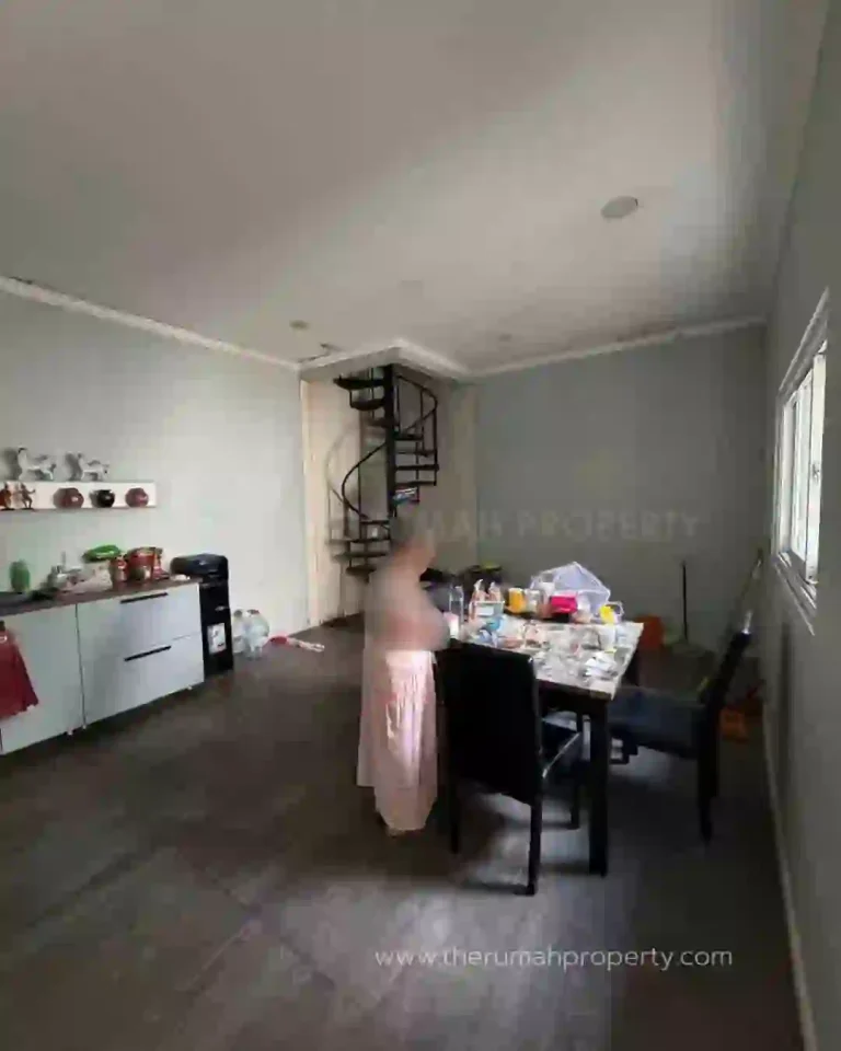 Jual Rumah Eramas 2000 Jakarta Timur Siap Huni Dalam Komplek (6)