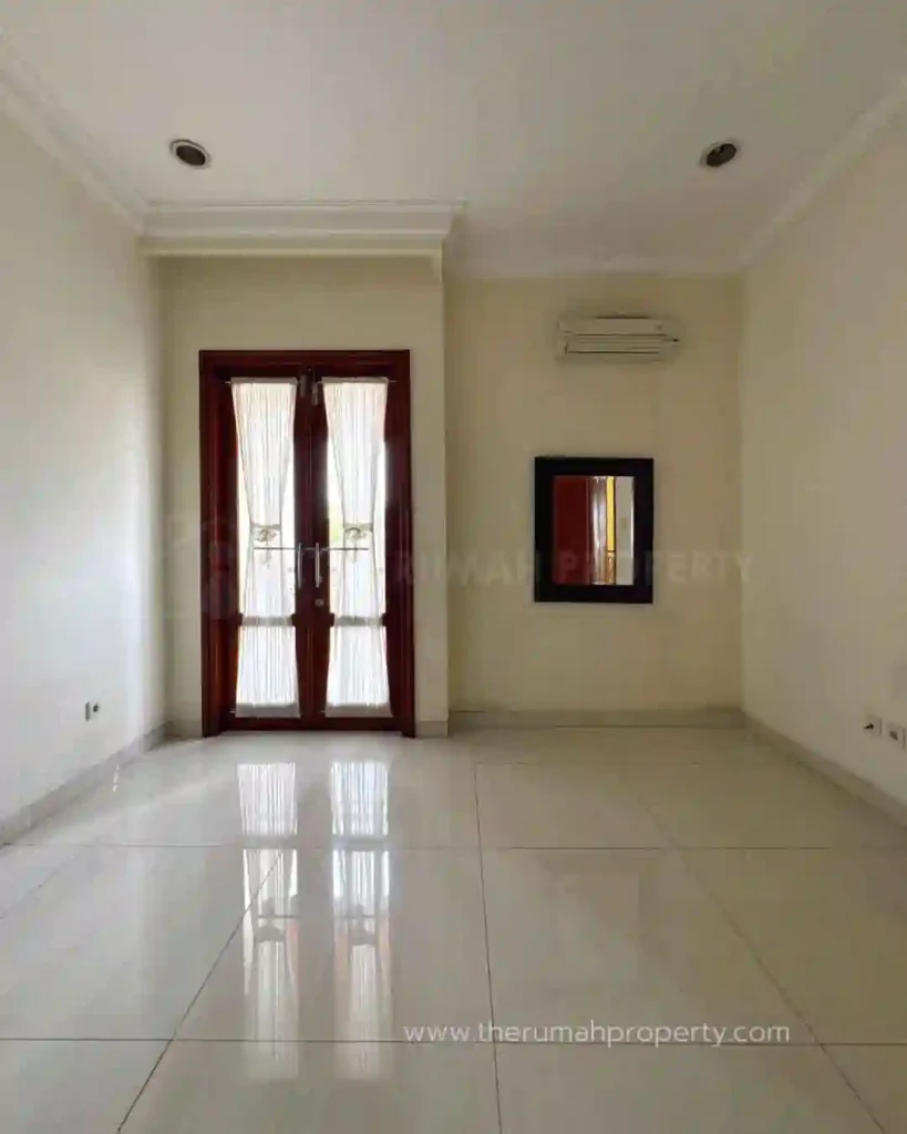 Jual Rumah Kemang Dalam Parkir Luas Kondisi Bagus (9)
