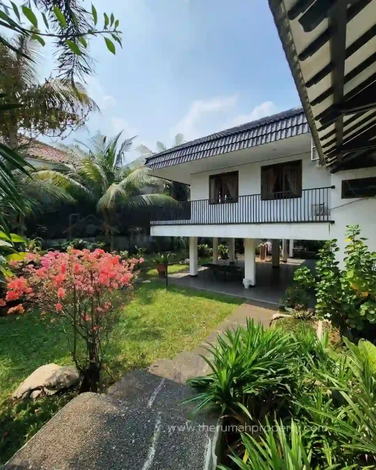 Jual Rumah Veteran Bintaro Jaksel Siap Huni 2 Lantai Tanah Luas (4)
