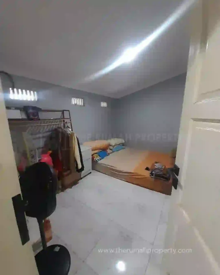 Jual Rumah di jatiwaringin Bekasi Akses Tol Becakayu dan LRT (9)