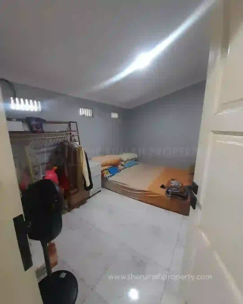 Jual Rumah di jatiwaringin Bekasi Akses Tol Becakayu dan LRT (9)