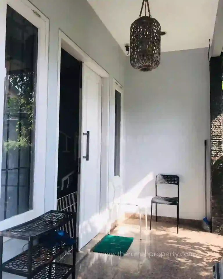 Rumah Akses Mudah ke Blok M, Lippo Mal Kemang 1 Lantai 4 Kamar di Cipete (3)