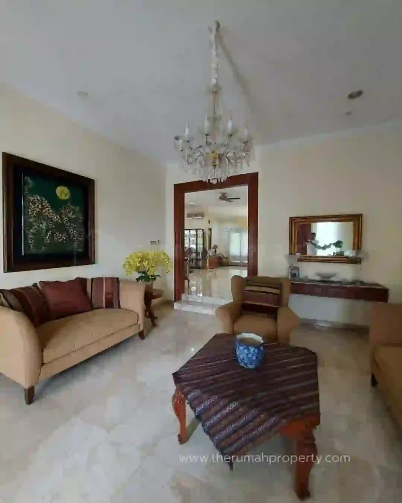 Rumah Asri Private Pool Dijual di Cipete Jakarta Selatan (6)
