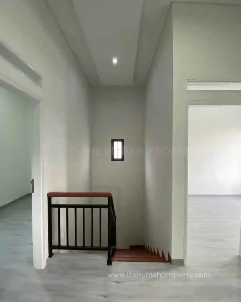 Rumah Baru Pondok Gede Bekasi Pinggir Jalan Bisa Untuk Kantor atau Tempat Usaha (6)